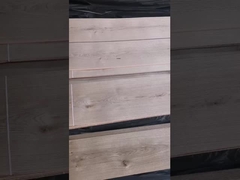 Sękaty amerykański fornir z białego dębu